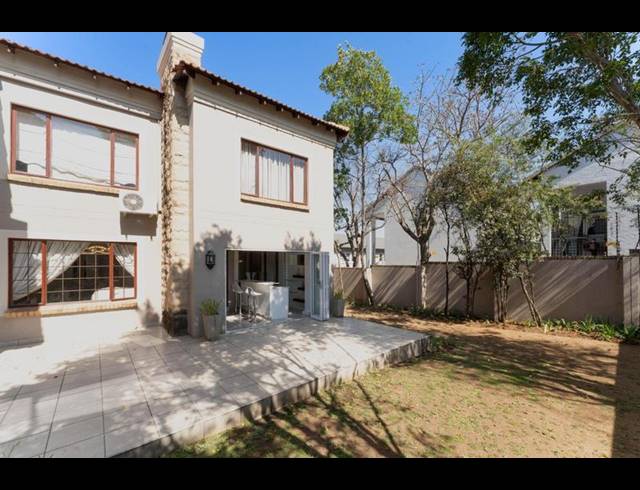 3 BEDROOM TOWNHOUSE FOR SALE IN CRAIGAVON